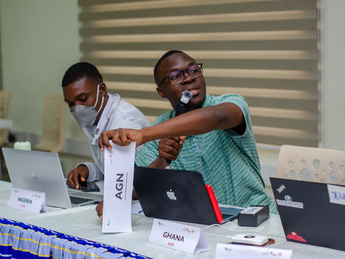 A Ghanaian youth negotiator contributing to the session